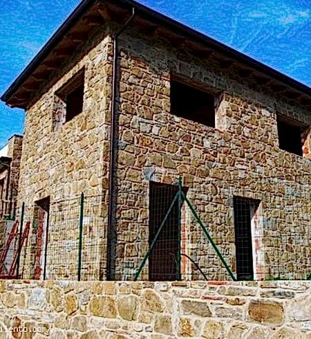 Цены на коробку дома из камня